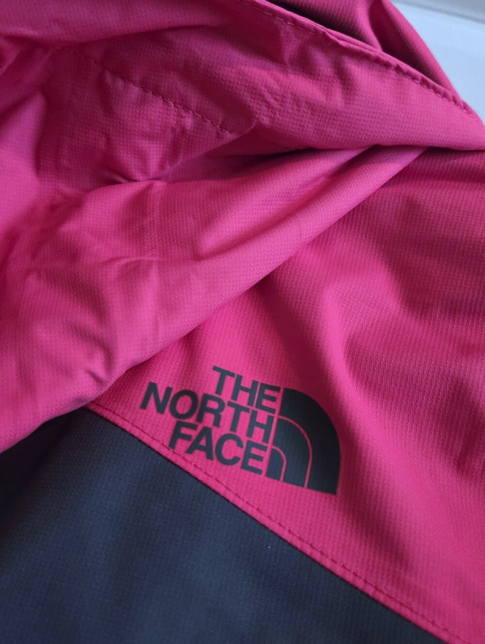The North Face Resolve Plus Gray Pink Waterproof Rain Jacket Women's Size Small